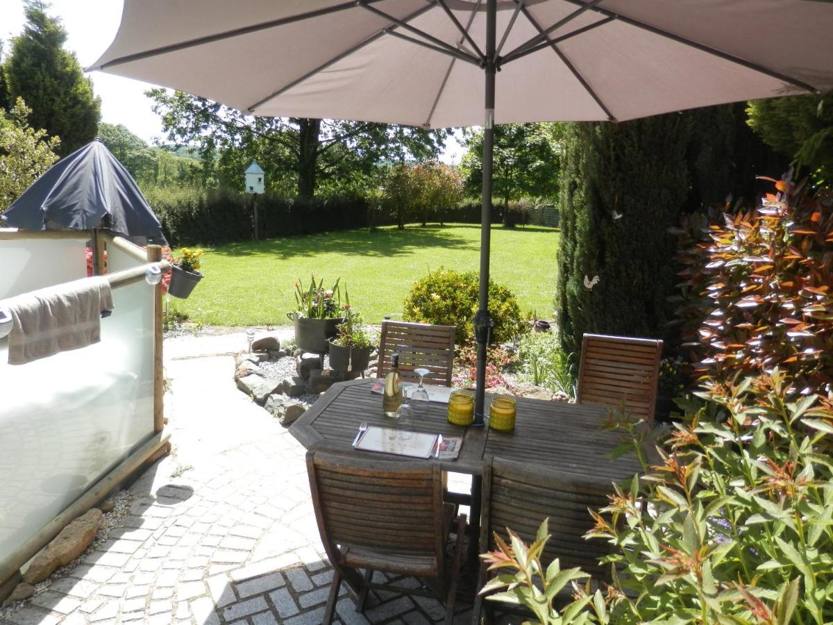 La Petite Cretouffiere - Naturiste Accommodation - Adult Only Colombiers-du-Plessis Exterior foto